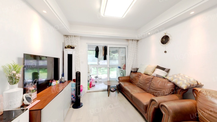 城光公寓二手房实景图