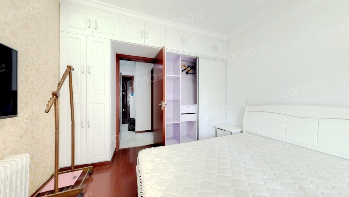 宝虹水岸景苑二手房实景图