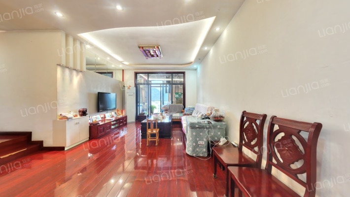 经典时代花园广场二手房实景图