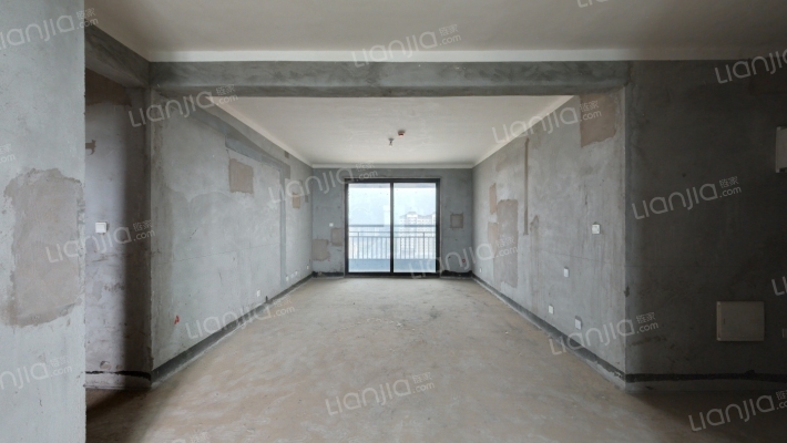 南航祥云和苑西院二手房实景图