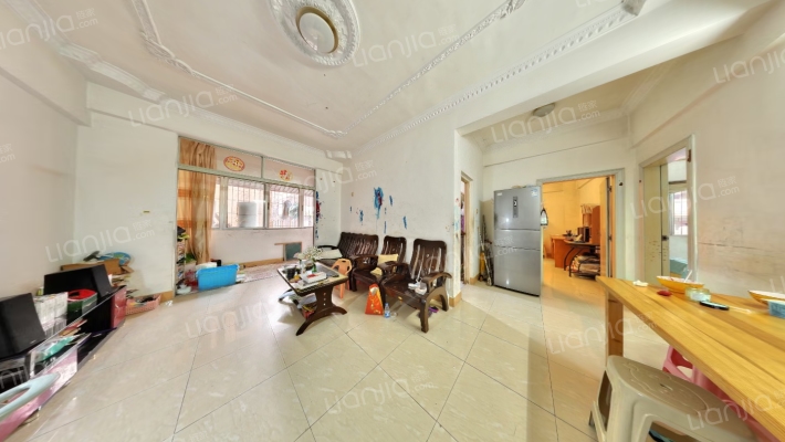 新华大厦二手房实景图