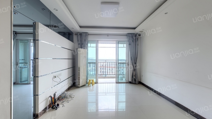 豪骏名苑二手房实景图