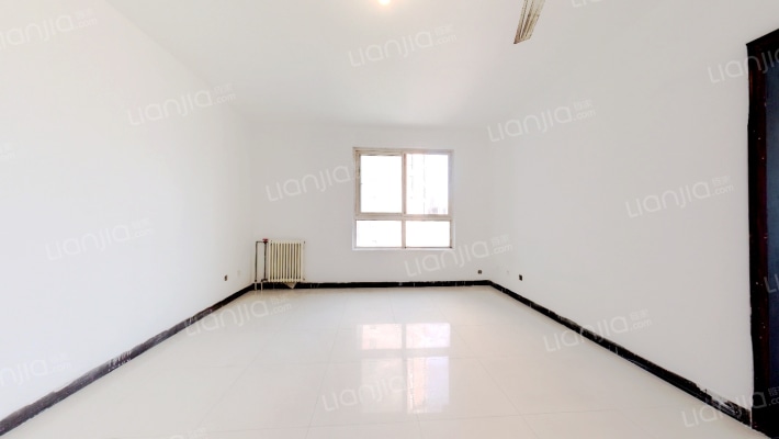 美林星公寓二手房实景图