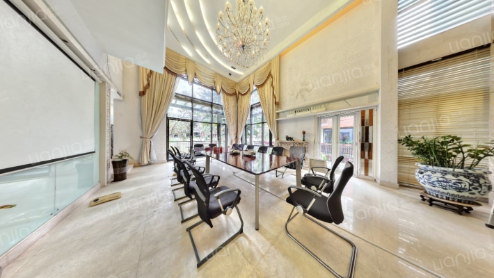 圣莫丽斯花园A区二手房实景图