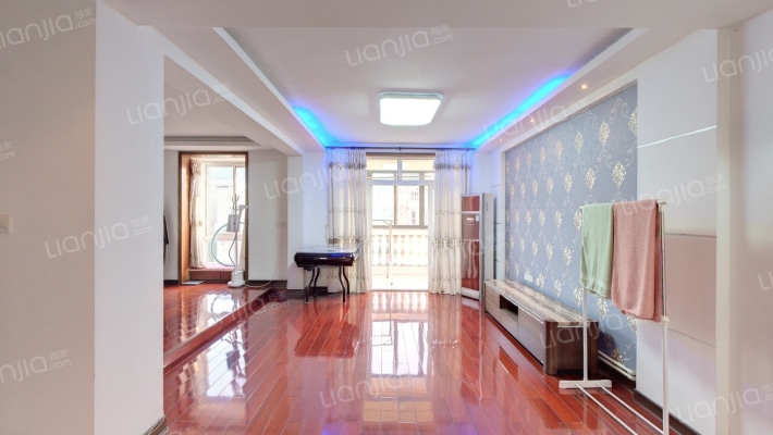 贵都花园二手房实景图