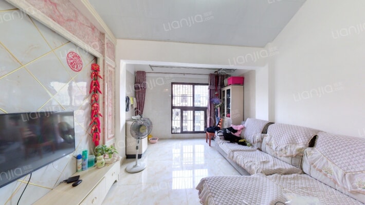 宏泰四季花城二手房实景图