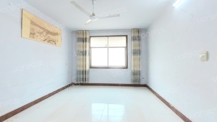 商贸路二手房实景图