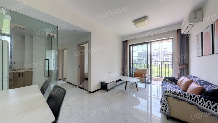 鸿润晨阳公馆二手房实景图