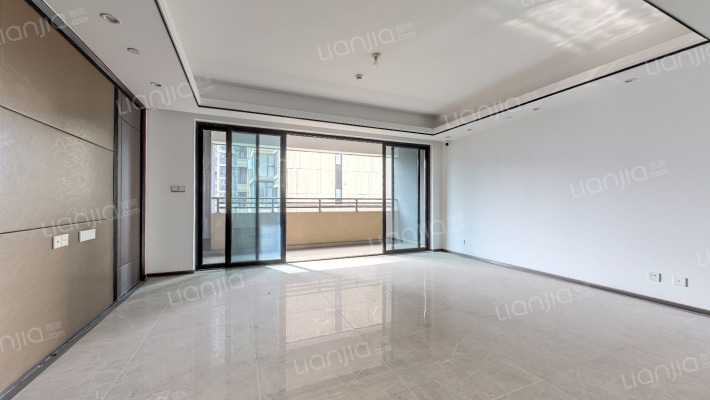 蓝光雍锦阁二手房实景图