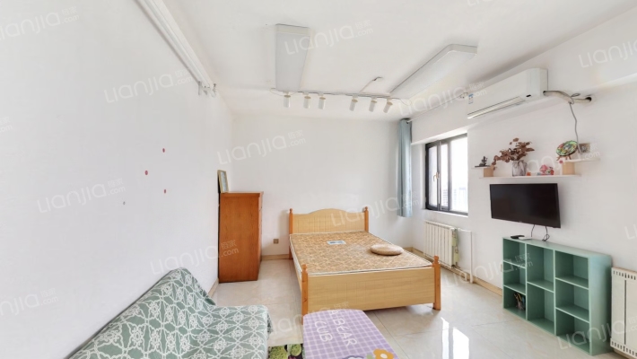 暖山国际二手房实景图