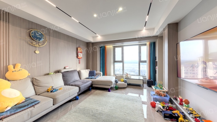 湖山一品花苑二期二手房实景图