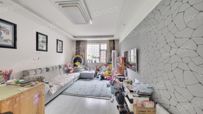 上台花园C区二手房实景图