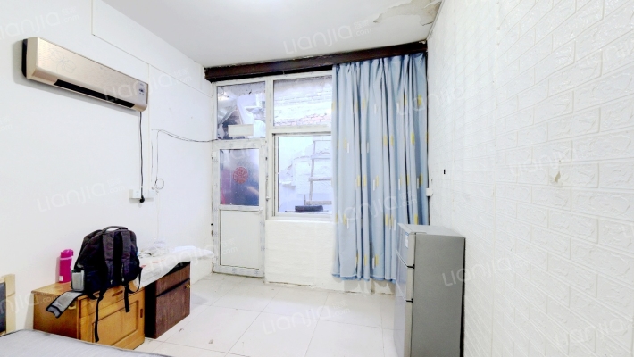 朱苇箔胡同二手房实景图