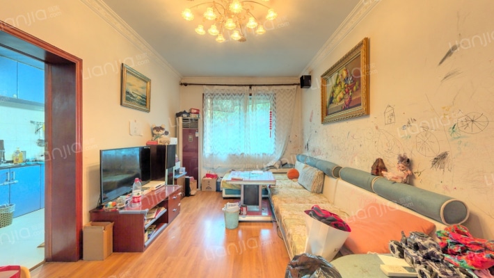 见龙洞路125号二手房实景图