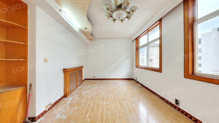 湖北省市场监督管理局宿舍二手房实景图