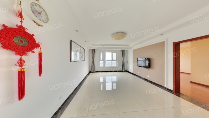 中海国际公园城瞰湖苑二手房实景图