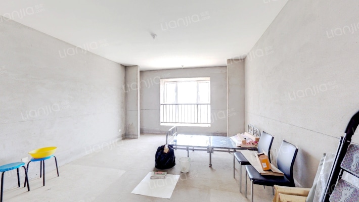 中海国际公园城瞰湖苑二手房实景图