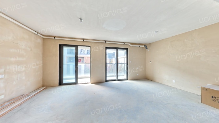 龙湖镜湖原著二手房实景图