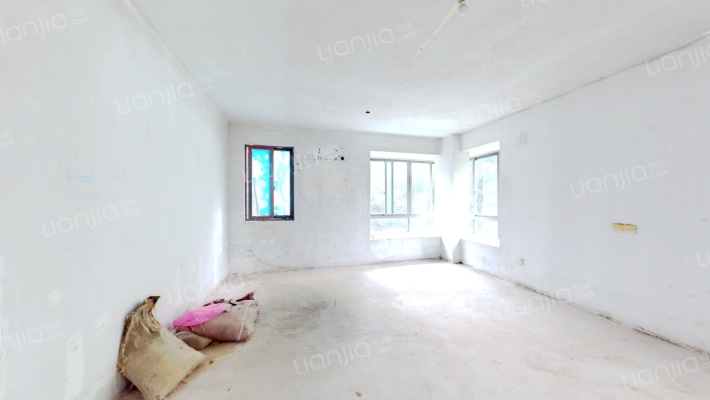 融侨江南水都杰座西区二手房实景图