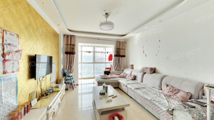 新嘉苑小区二手房实景图