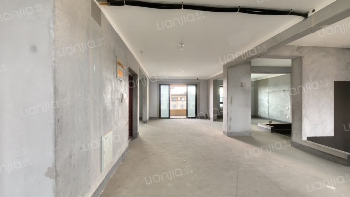 佳洲锦苑二手房实景图