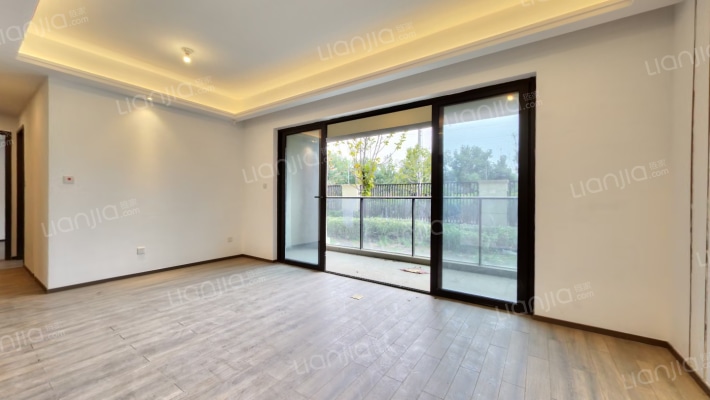 逸品澜岸花苑东区二手房实景图