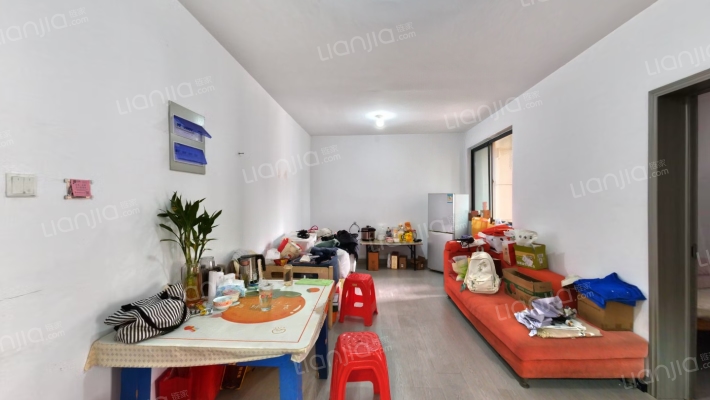 康和家园二手房实景图