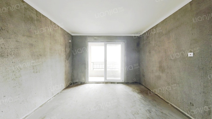 美的蝴蝶海三期二手房实景图