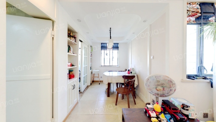 凤凰城家家景园一期二手房实景图