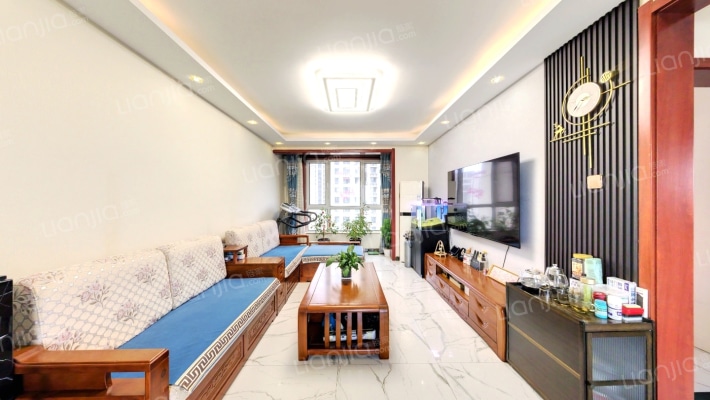 孔雀城英国宫六期二手房实景图