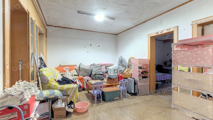 清源新村二手房实景图