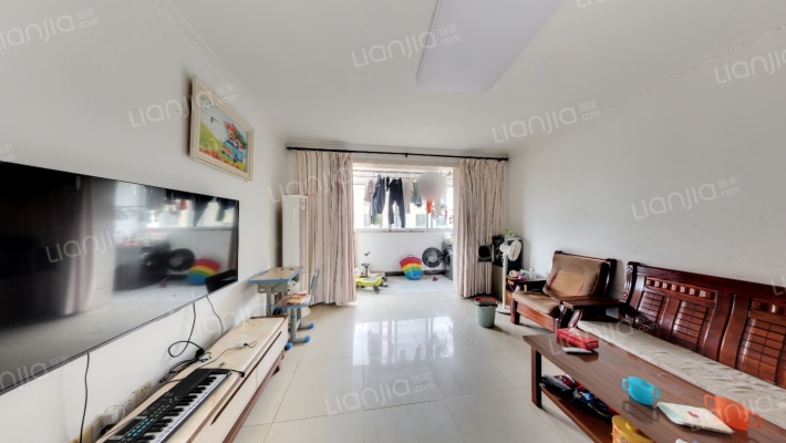 秦峰花园一村二手房实景图