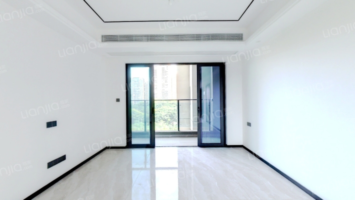 傲峰天御二手房实景图