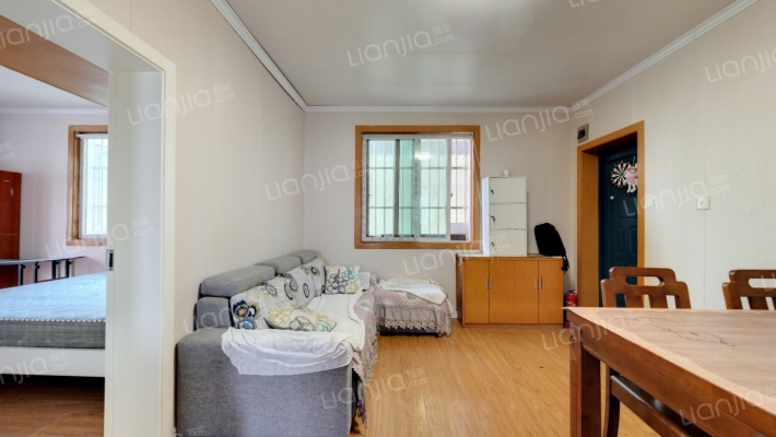 西湾新村二手房实景图