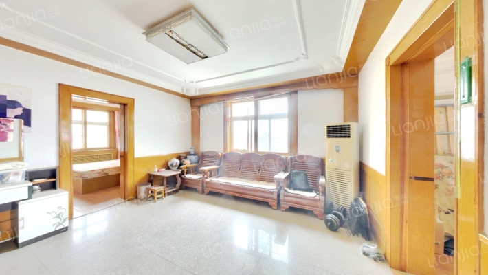 园丁楼二手房实景图