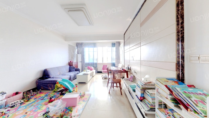 安庆交警湖心中路安全文明小区二手房实景图