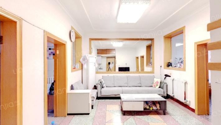 纤维板厂家属楼二手房实景图