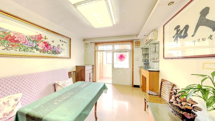 三五零二生活区二手房实景图