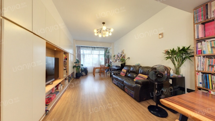 南昌移动通信公司小区二手房实景图