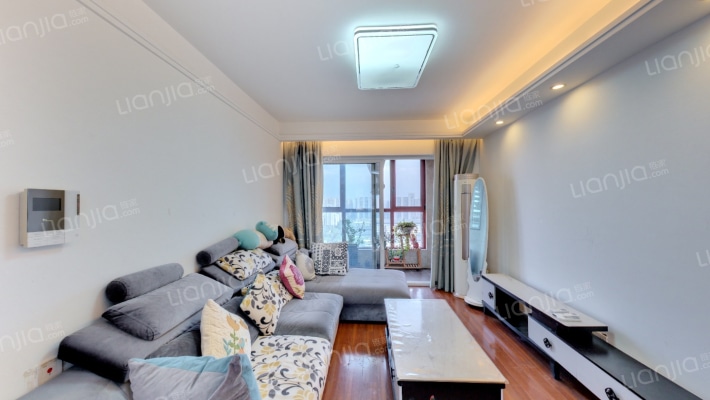 万科金域华府三期二手房实景图