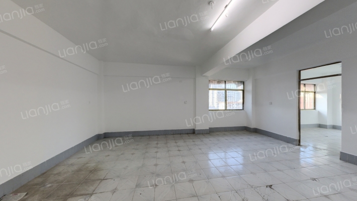 国龙大厦二手房实景图