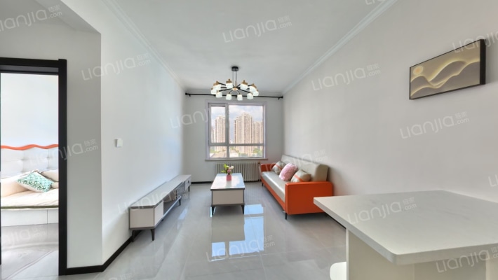 新东方公寓三期二手房实景图