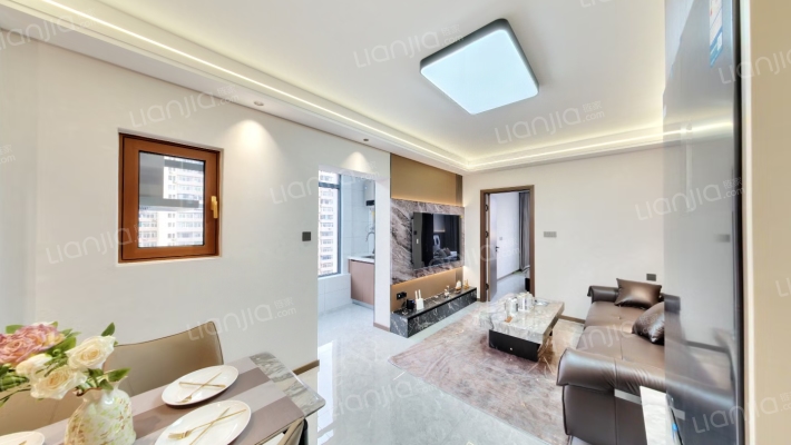 毕加索的树屋二手房实景图