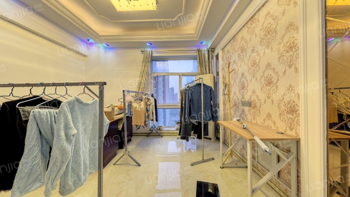 嘉图三期二手房实景图