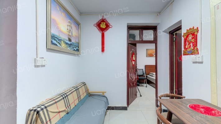 针织厂家属院二手房实景图