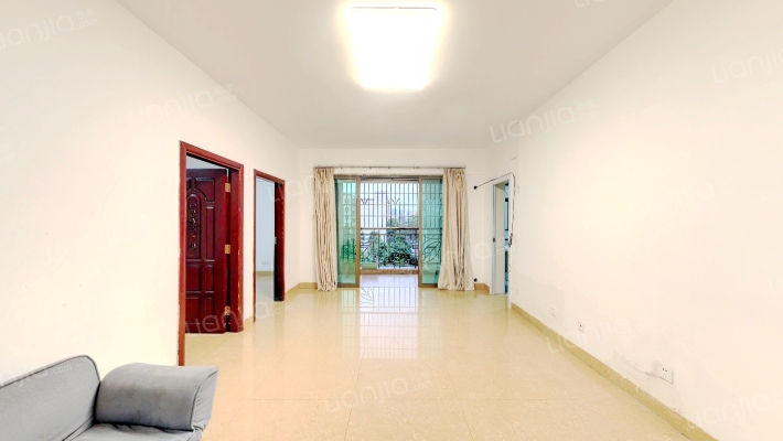 嘉莉诗花园二手房实景图