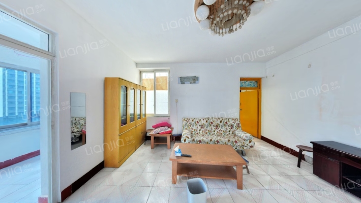 华阳实验小学二手房实景图