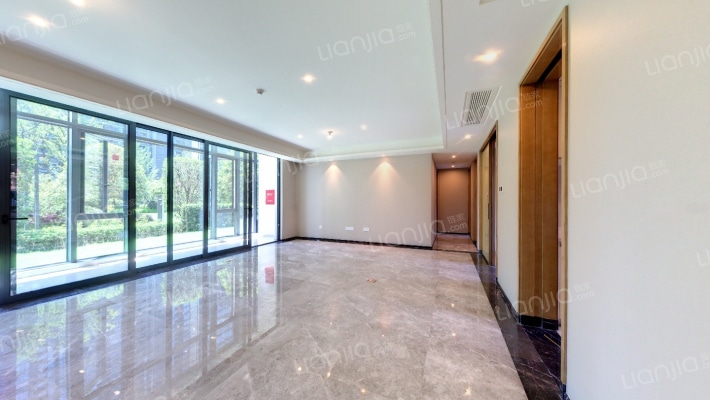 时代滨江丹枫四季二手房实景图