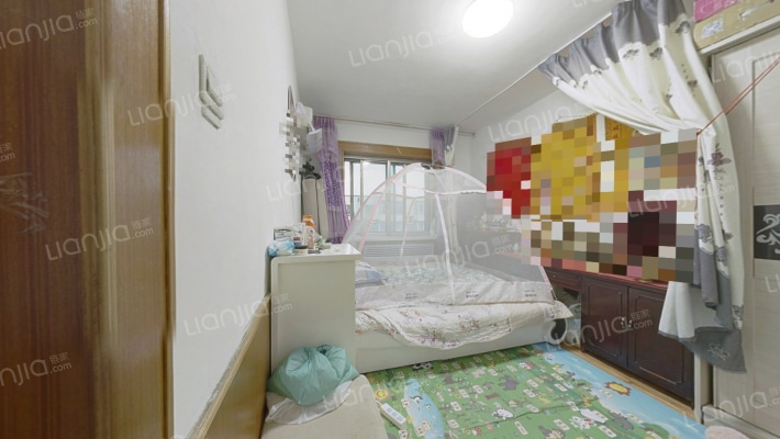 公交宿舍二手房实景图