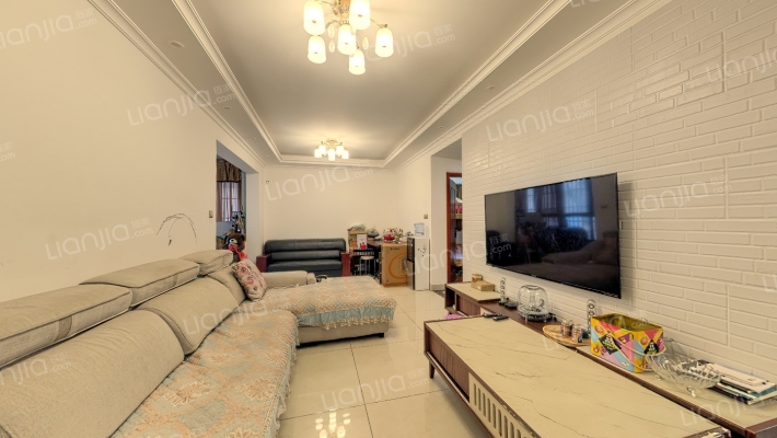 地铁首座二手房实景图